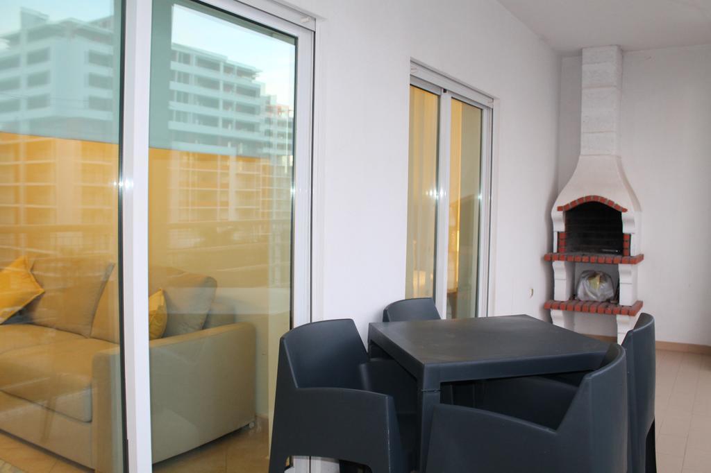 Luxury Apartment 1,5Km Praia Da Rocha Portimao Exterior photo