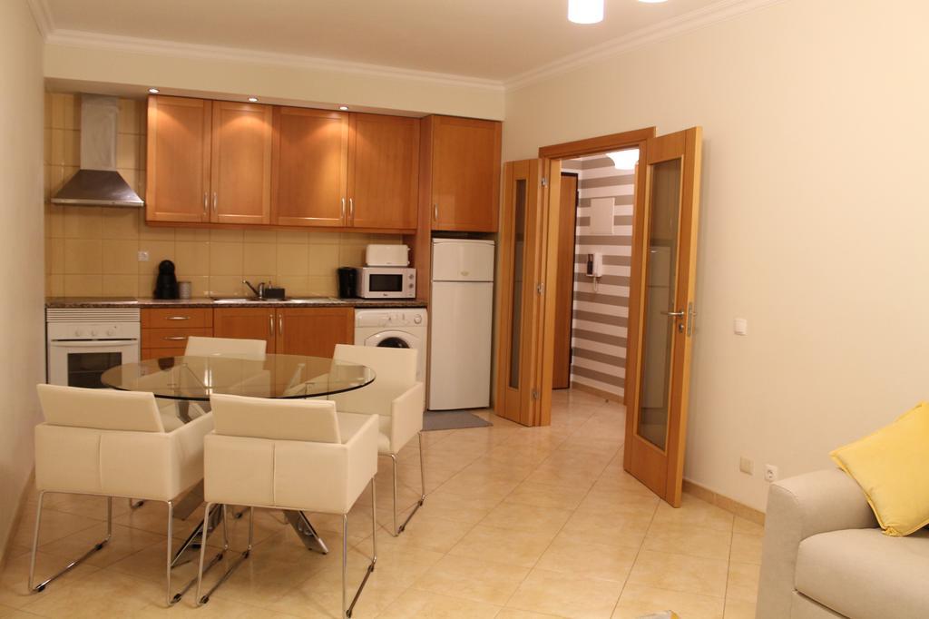 Luxury Apartment 1,5Km Praia Da Rocha Portimao Exterior photo