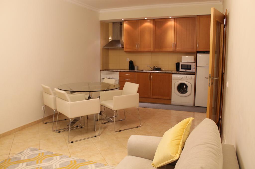 Luxury Apartment 1,5Km Praia Da Rocha Portimao Exterior photo