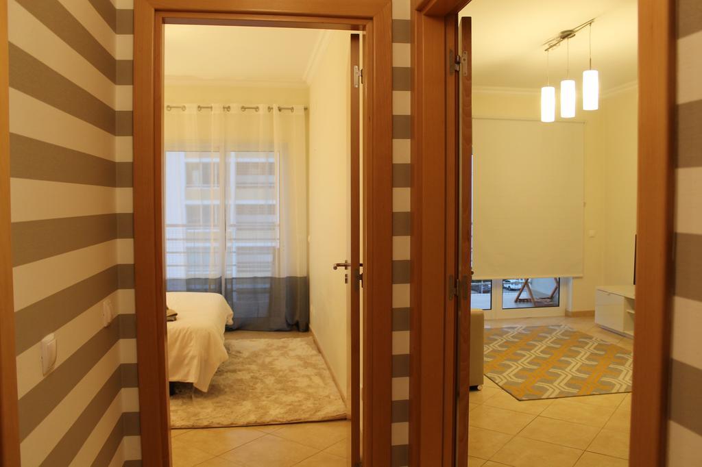 Luxury Apartment 1,5Km Praia Da Rocha Portimao Exterior photo